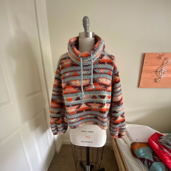 wild fable Tops - Wild Fable COZY Chunky Cropped Fleece